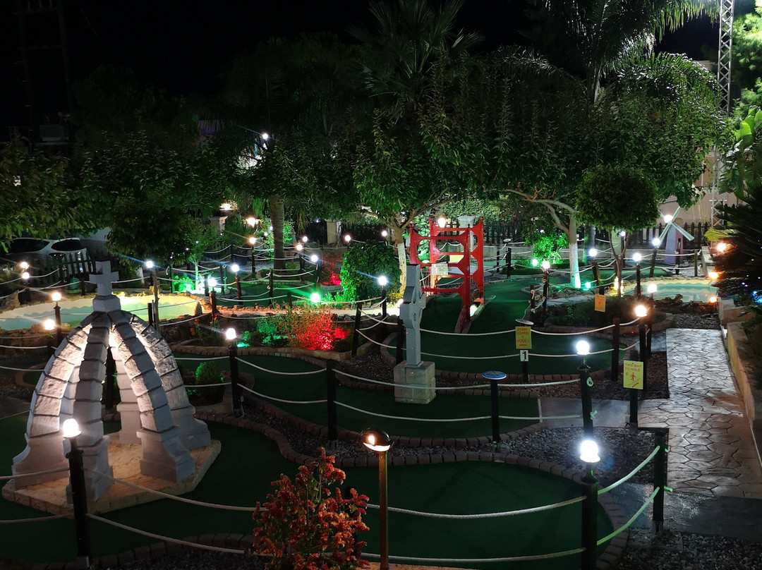 Fantasy Mini Golf-Argassi必去景点