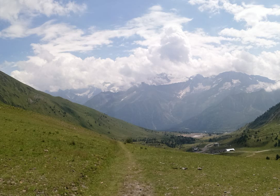 Sentiero Malga Valbiolo - Passo dei Contrabbandieri景点图片
