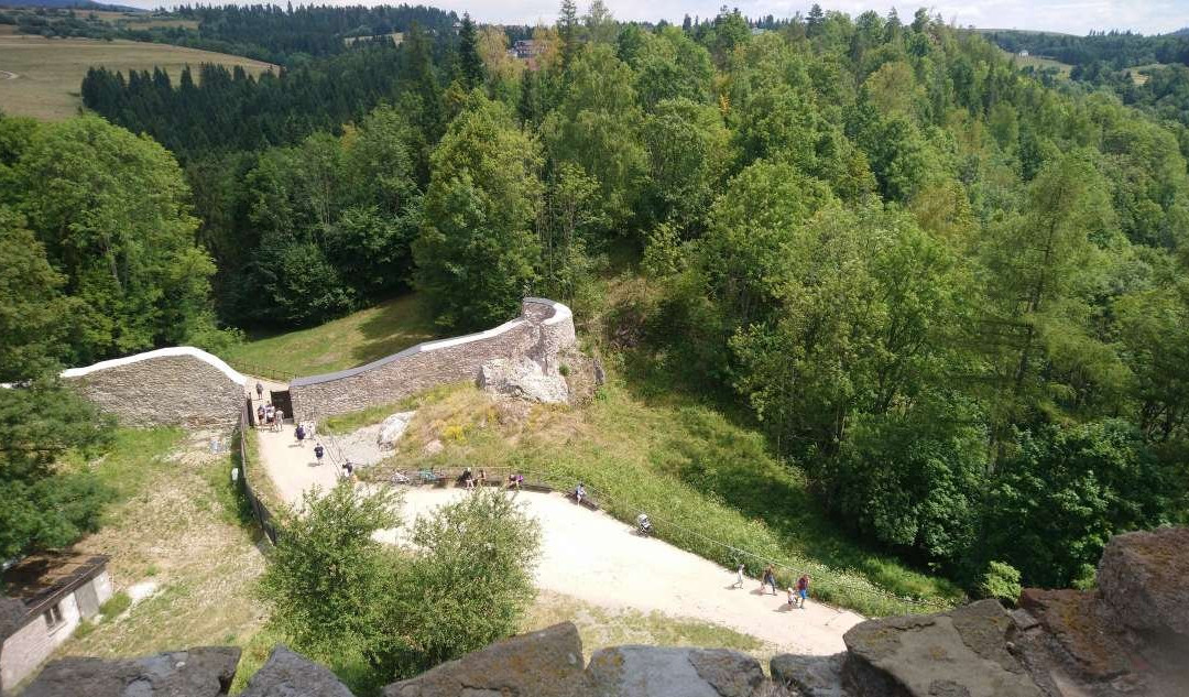 Czorsztyn Castle景点图片