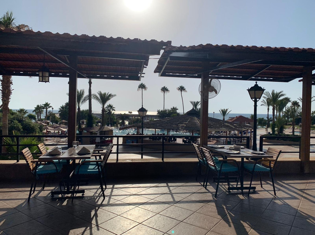 Jiyeh Marina Resort Hotel & Chalets主图