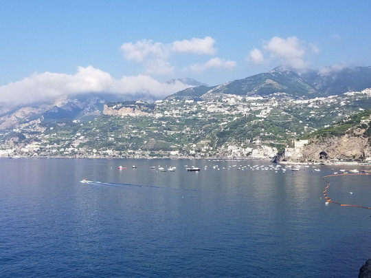 Amalfi Coast Limousine Day Tours-萨勒诺必去景点
