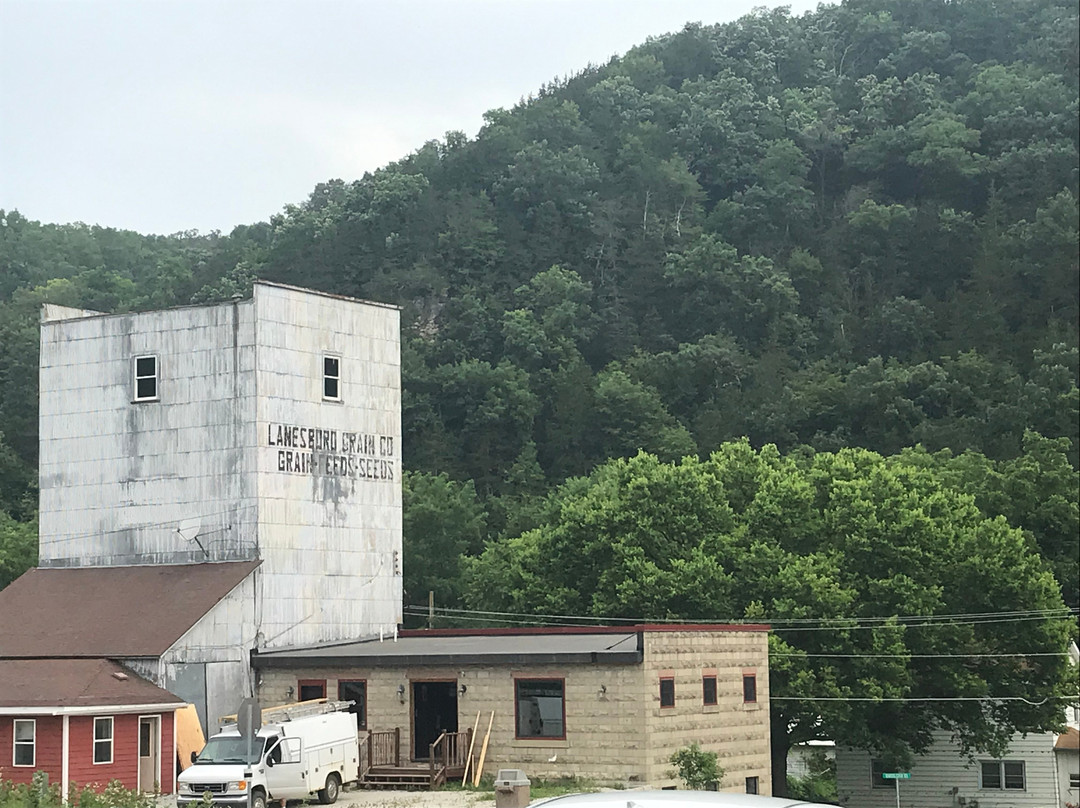 Historic Knotty Pine Cabins主图