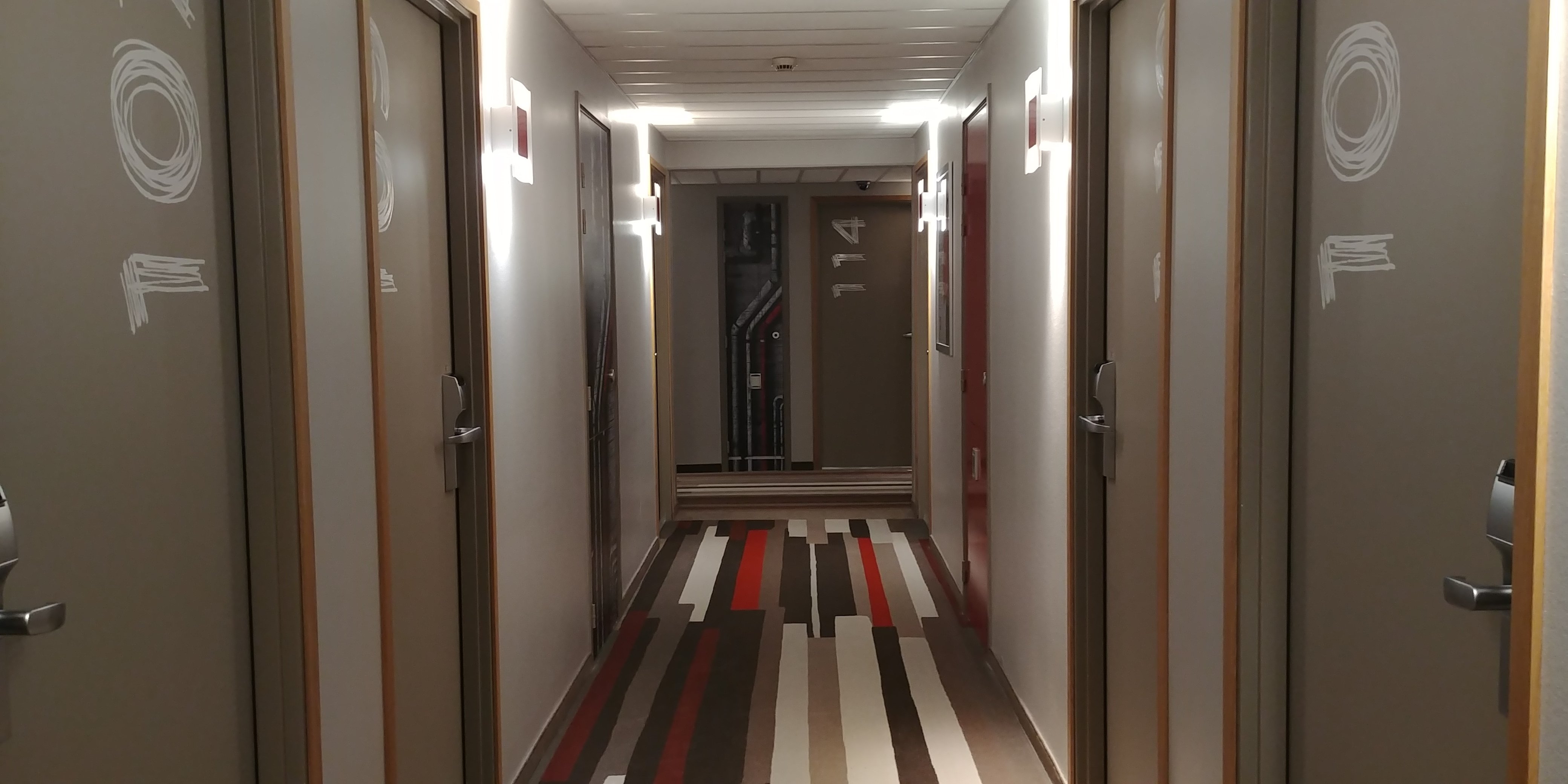 ibis Airport Bâle Mulhouse-浴室