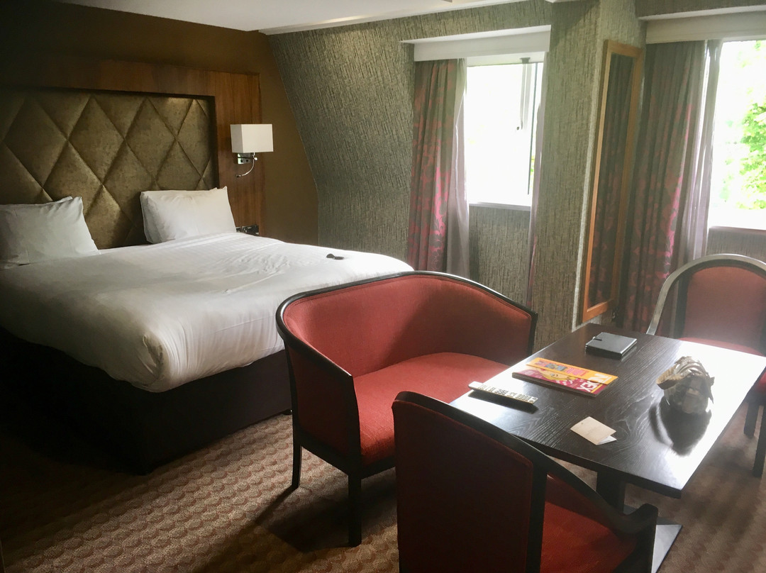 Donnington Manor Hotel主图