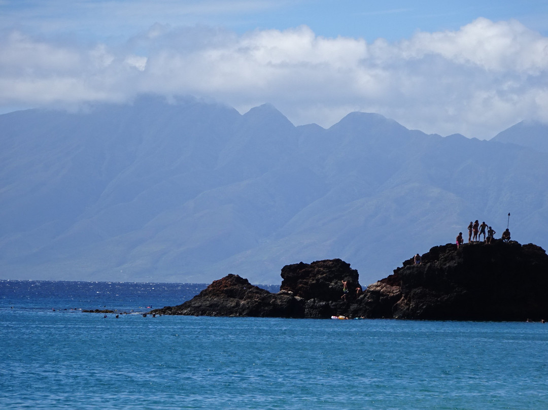 Black Rock Beach景点图片