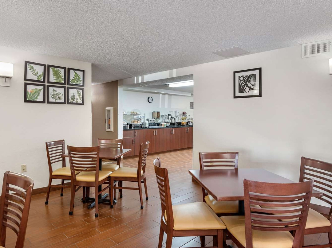 Sleep Inn - Lansing North / Dewitt主图