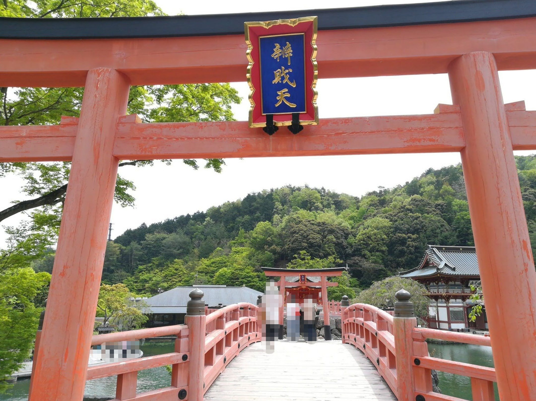 Katsuo-ji Temple Bentendo景点图片