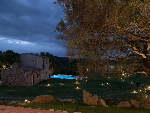 斯卡佐西亚卡鲁酒店主图