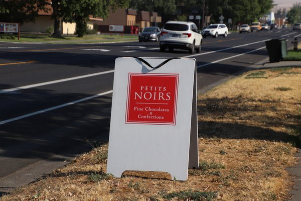 Petits Noirs Chocolates-Milton Freewater必去景点