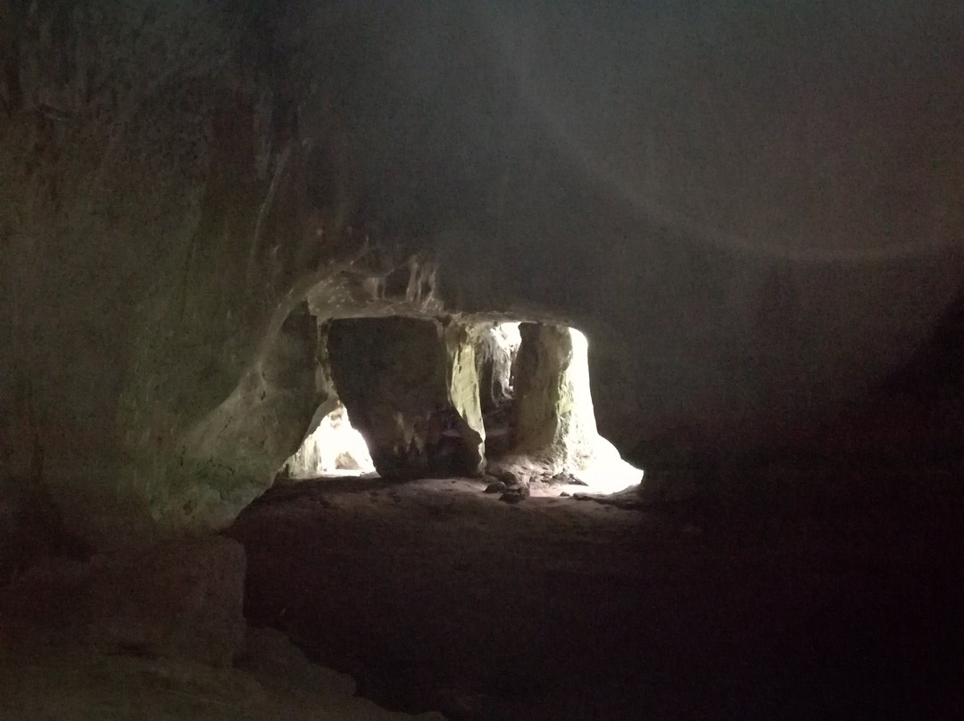 Patok Cave景点图片