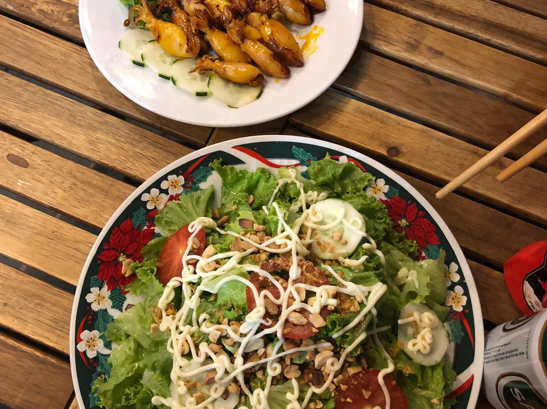 Quang Nam Province餐馆和美食-Dan Tri Restaurant