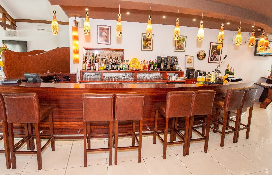 诺玛德公寓套房酒店主图