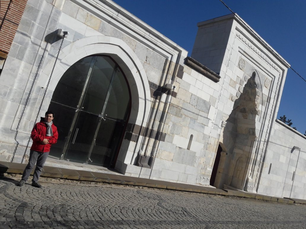 Tas Medrese Camii-阿克谢希尔必去景点