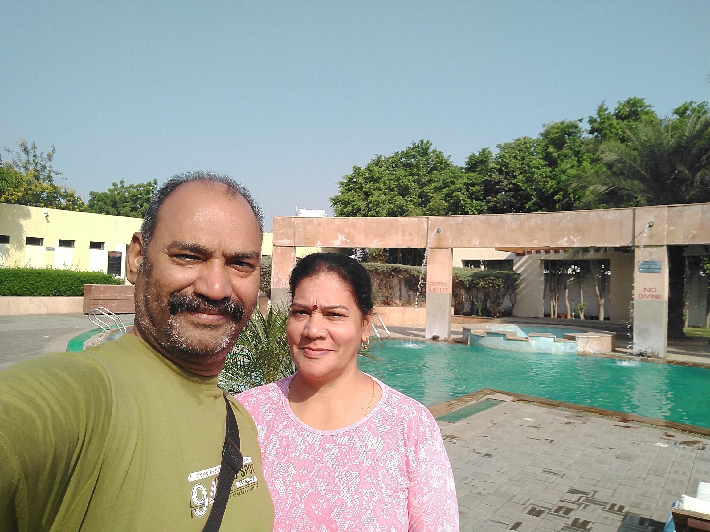 Ramada by Wyndham Ajmer-泳池