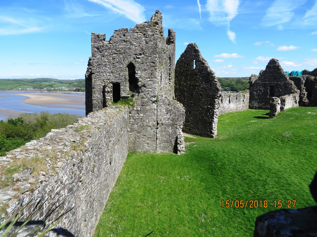 Llansteffan Castle景点图片