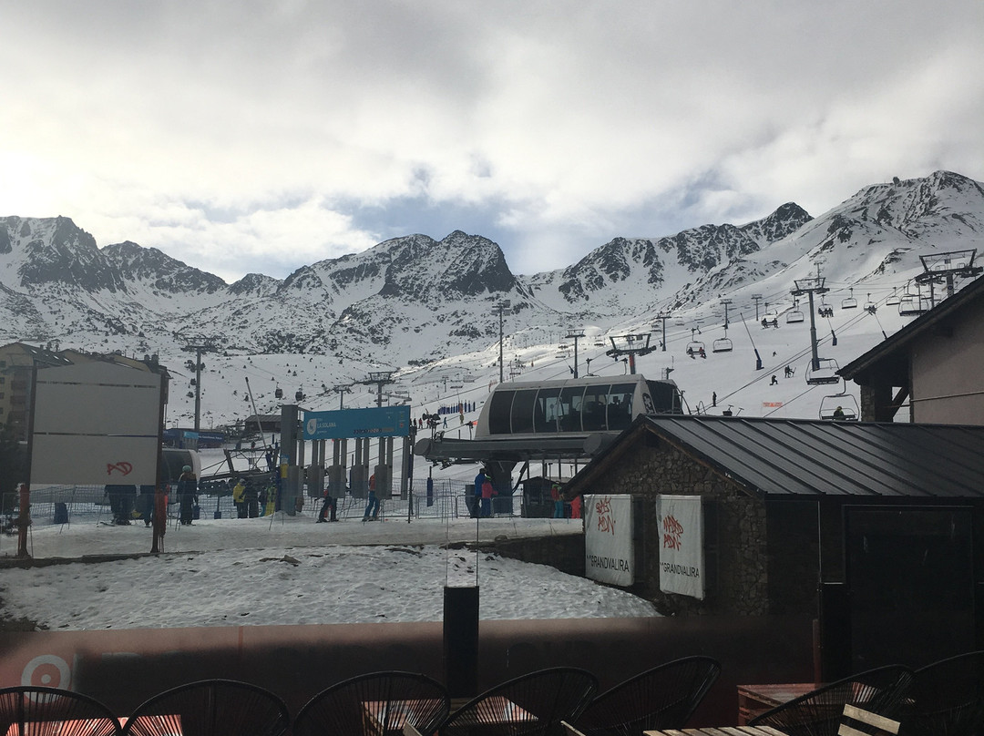 Hotel De Les Pistes主图