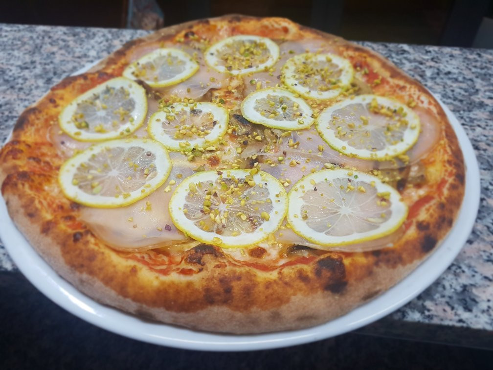 Menfi餐馆和美食-Pizzeria Ristorante La Regina D'alabastro