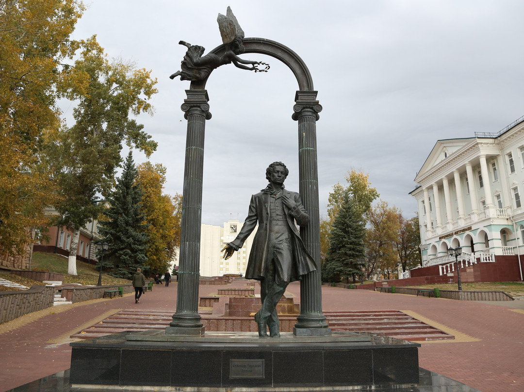 Pushkin Monument景点图片