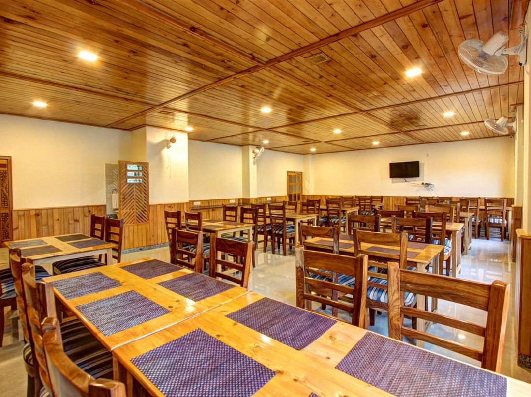 Aamod At Apple Town主图