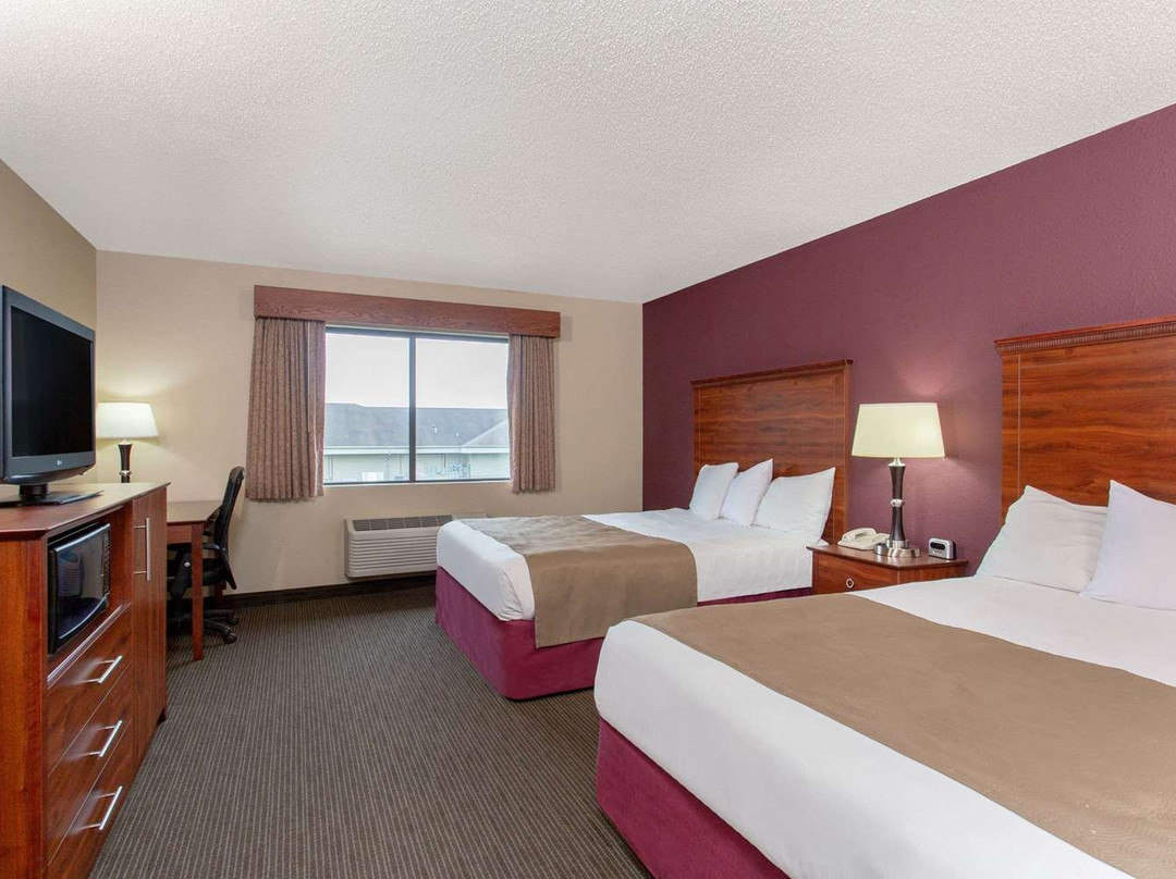 AmericInn by Wyndham New London主图