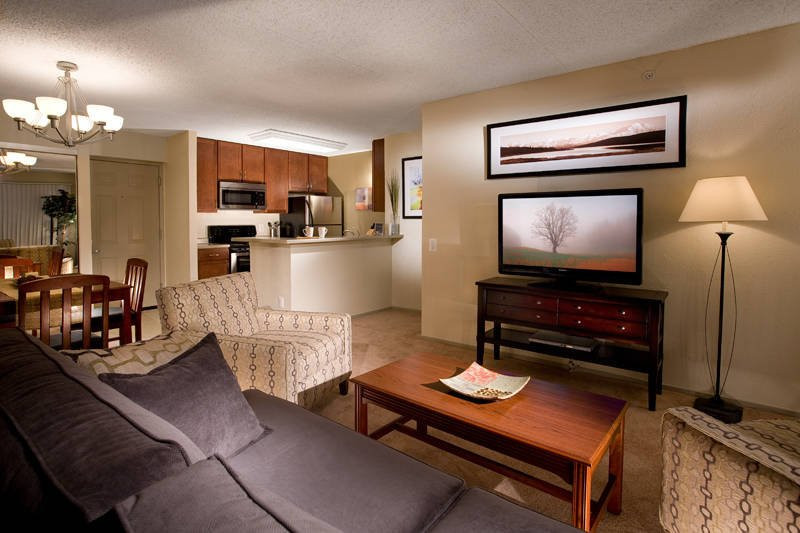 Oakwood Falls Church主图