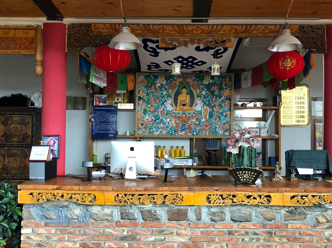 青海湖莫热塔院酒店主图