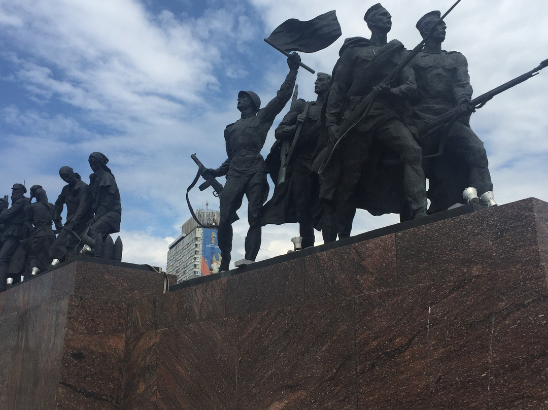 Monument to the Heroic Defenders of Leningrad soldiers of the 55th Army of the Leningrad Front景点图片