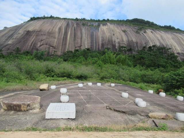 封开斑石风景区-封开县必去景点
