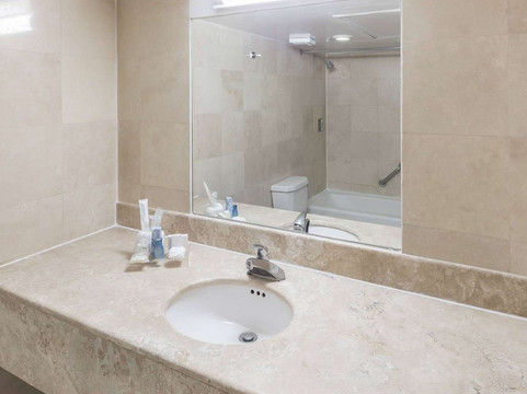 你好库利阿坎华美达酒店主图