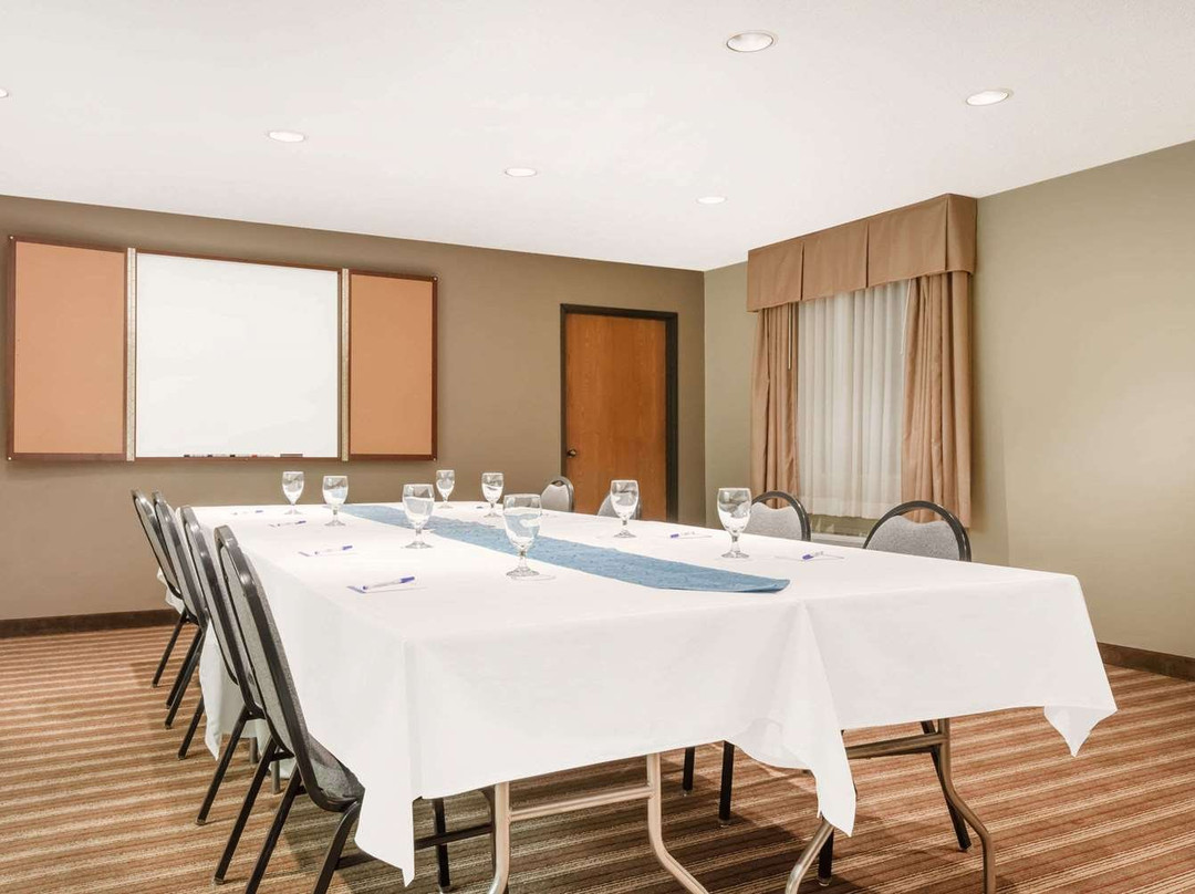 Baymont by Wyndham Athens主图