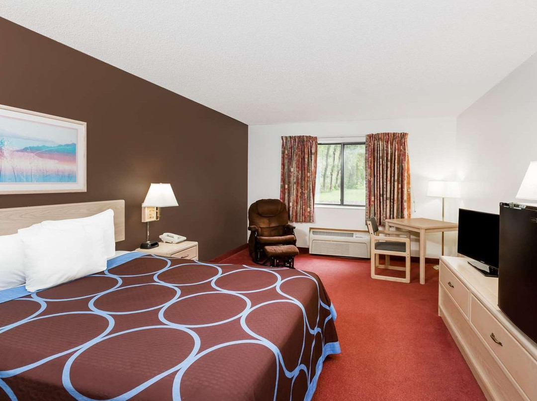 Super 8 by Wyndham Estherville主图