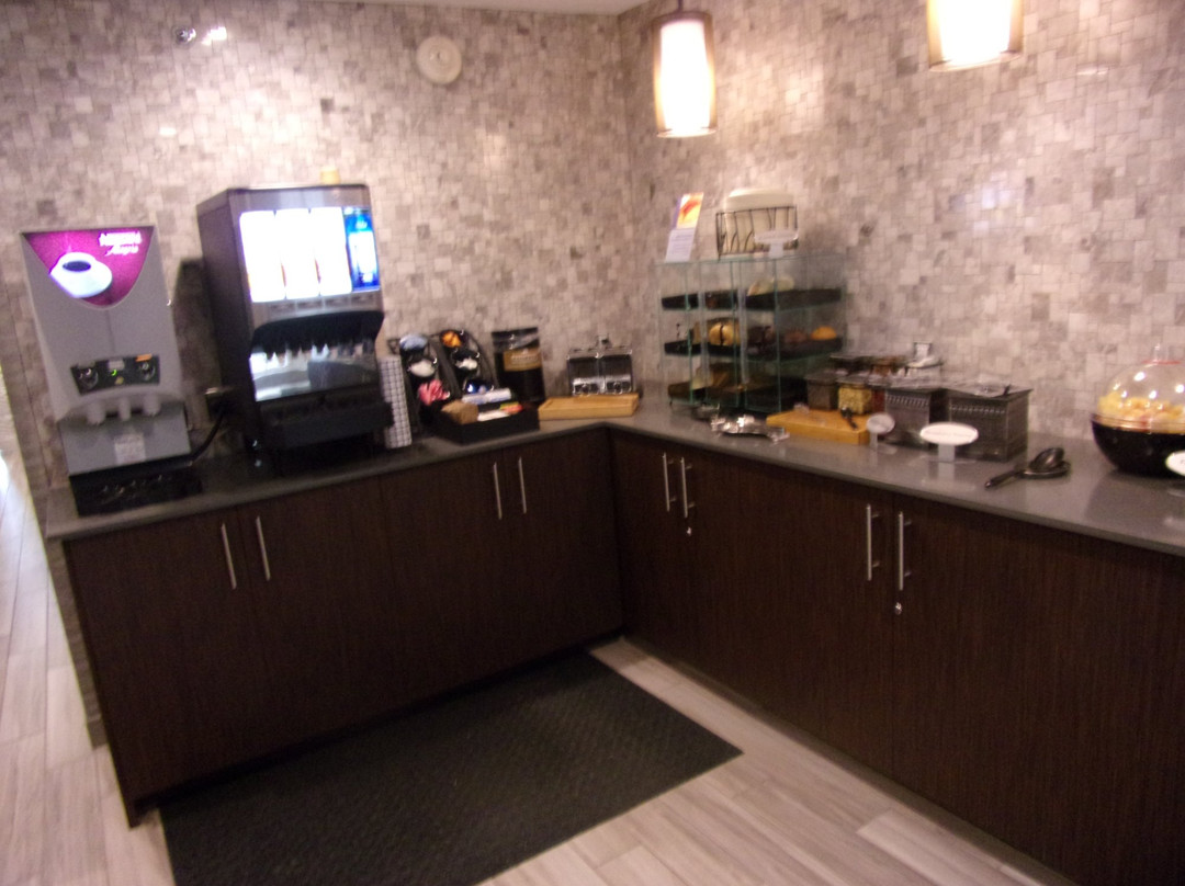 Best Western Plus Fairfield Hotel主图