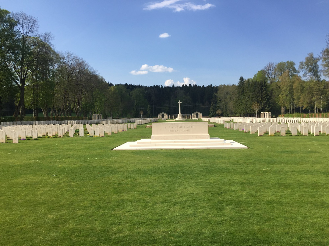 Durnbach War Cemetery景点图片