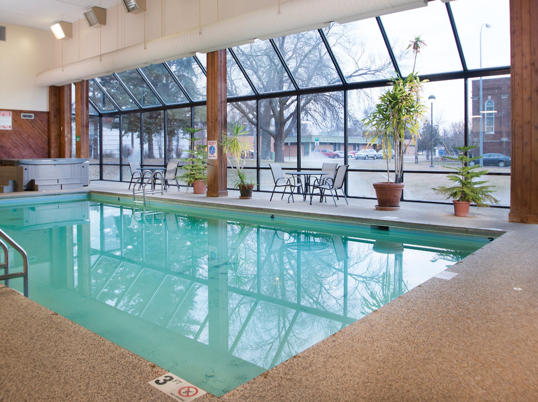 Crossroads Hotel and Huron Event Center主图