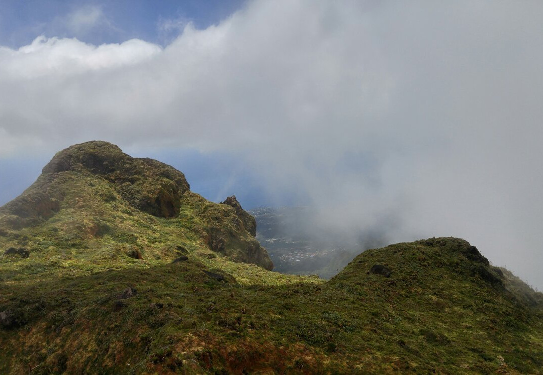 La Soufriere Volcano景点图片