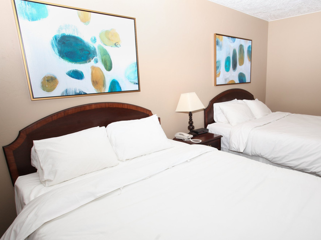 Stratford Court Apartments主图