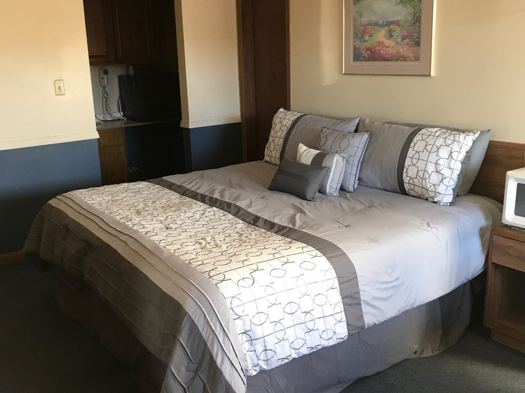 Blue Spruce Motel主图