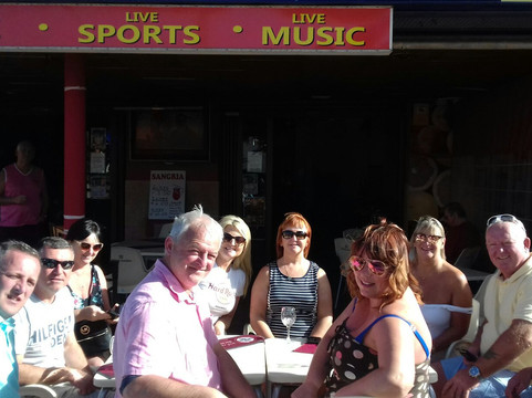 Howlin' at the Moon-奥德杰海岸必去景点