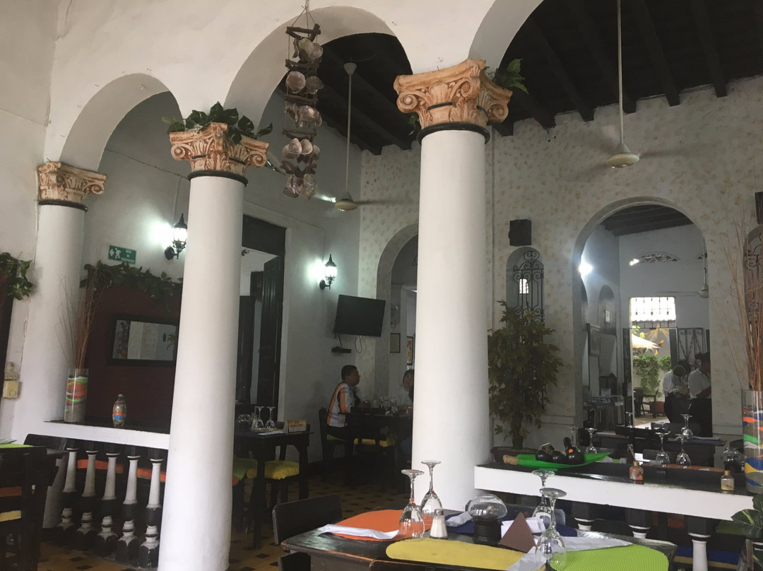 Gaira餐馆和美食-La Paila Caliente