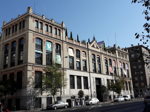 点火器-马德里必去景点