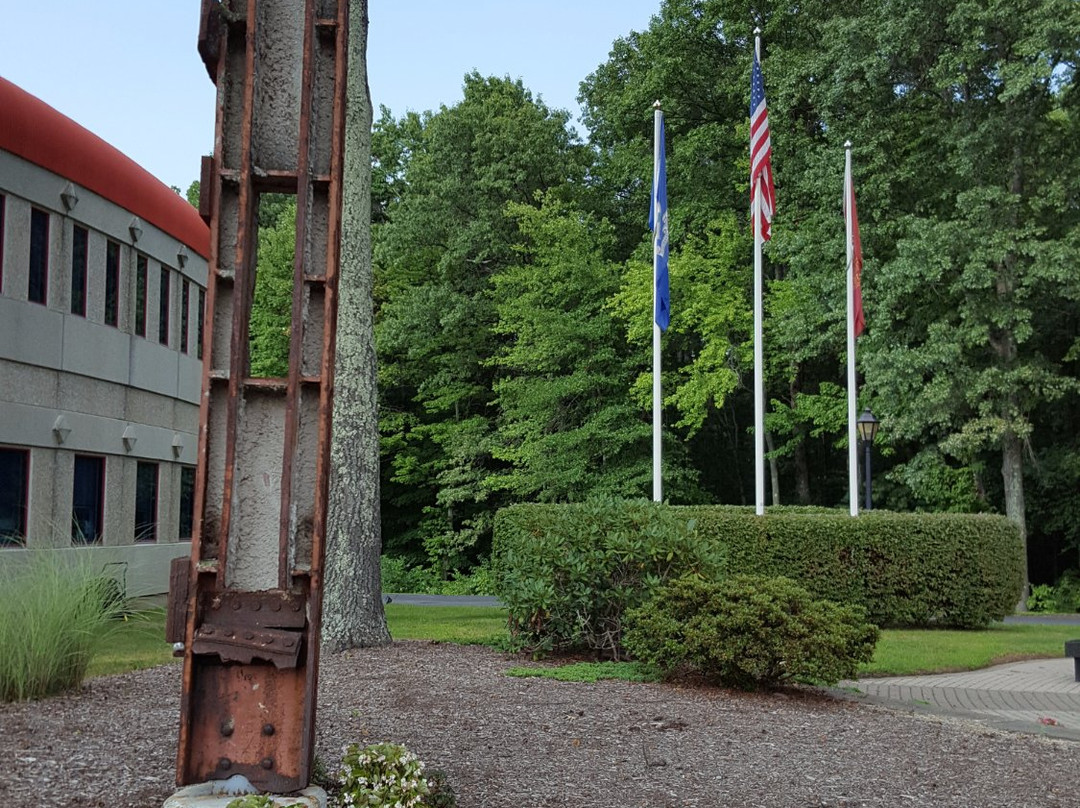 Connecticut Fallen Firefighters Memorial-温莎洛克斯必去景点