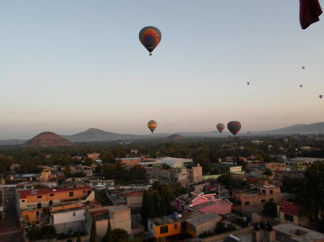 Cameron Balloon Flights-特拉尔内潘特拉必去景点