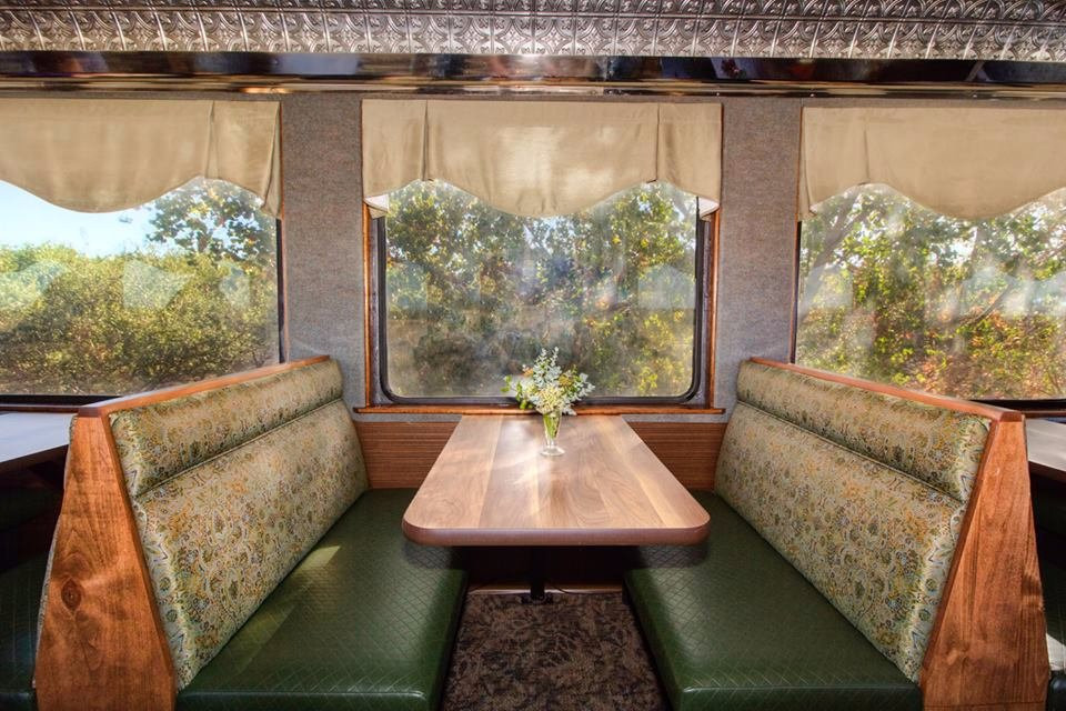 Sierra Railroad Dinner Train-奥克戴尔必去景点