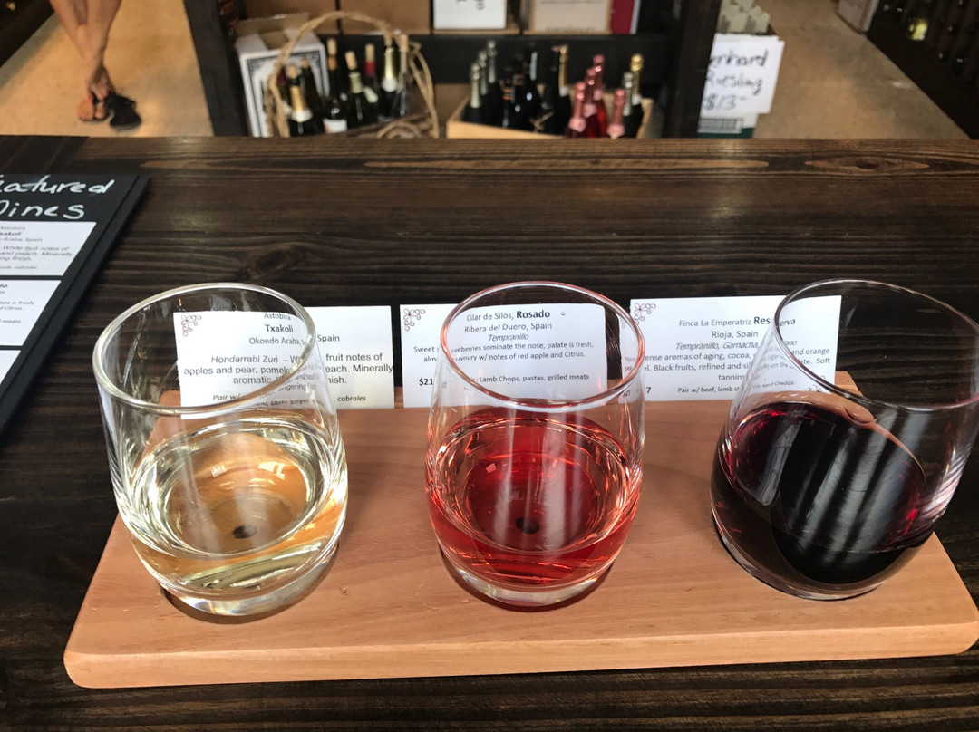 Tinto Wine Shop-吕康必去景点