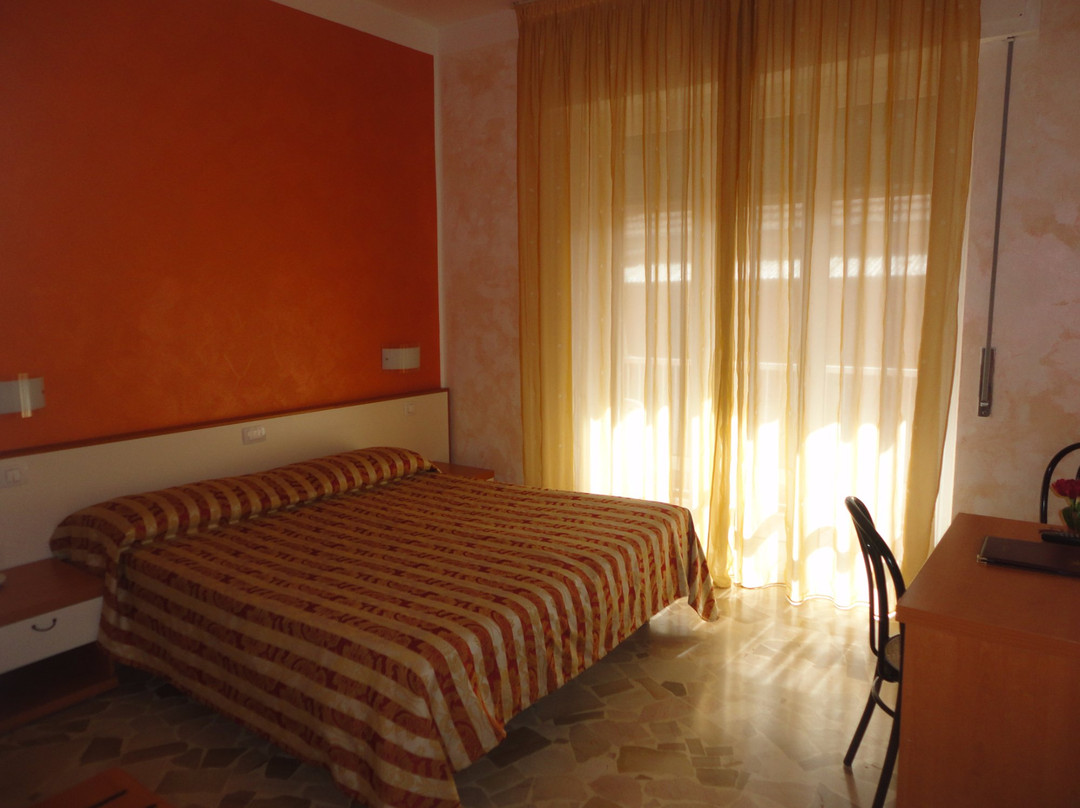 莱万托酒店住宿-普利玛维拉酒店