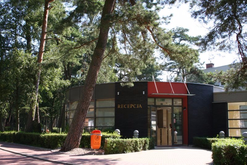 Rewita Rogowo-官方