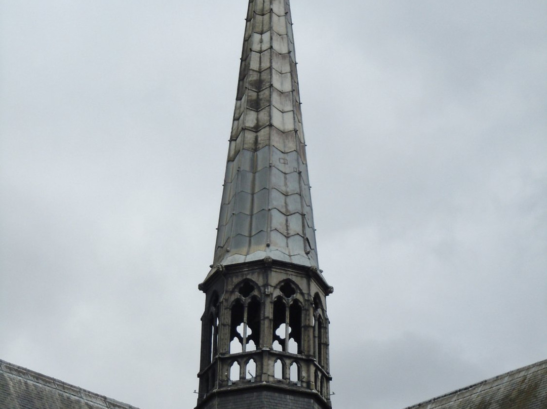 Église Notre-Dame-des-Menus景点图片
