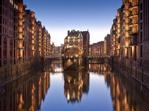 Big Black Car Tours-汉堡必去景点