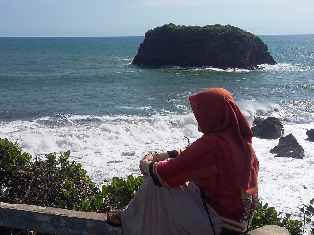 Karang Tawulan Beach-Tasikmalaya必去景点