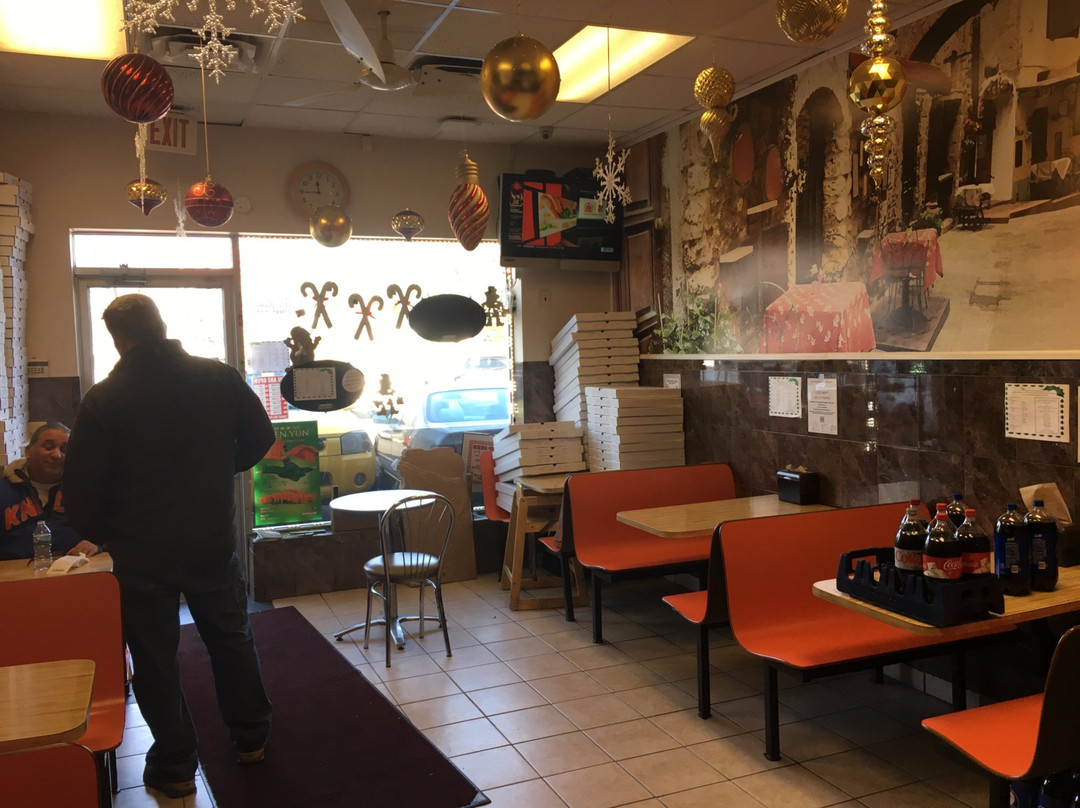 Ronkonkoma餐馆和美食-Mama Mia's Pizza